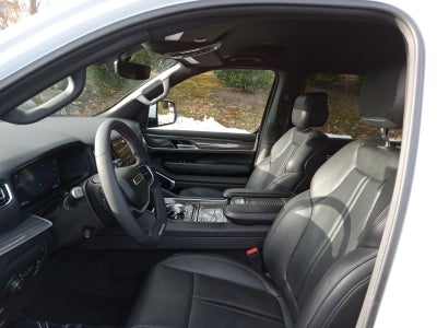 2022 Jeep Wagoneer Series II