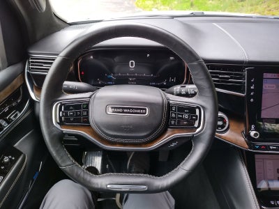 2022 Jeep Grand Wagoneer Series II