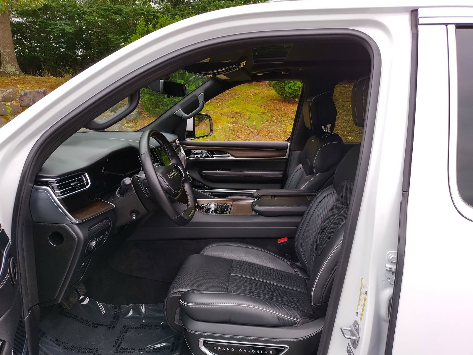 2022 Jeep Grand Wagoneer Series II