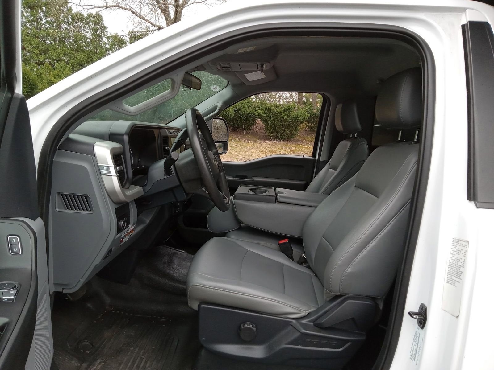 2023 Ford Super Duty F-550 DRW XL