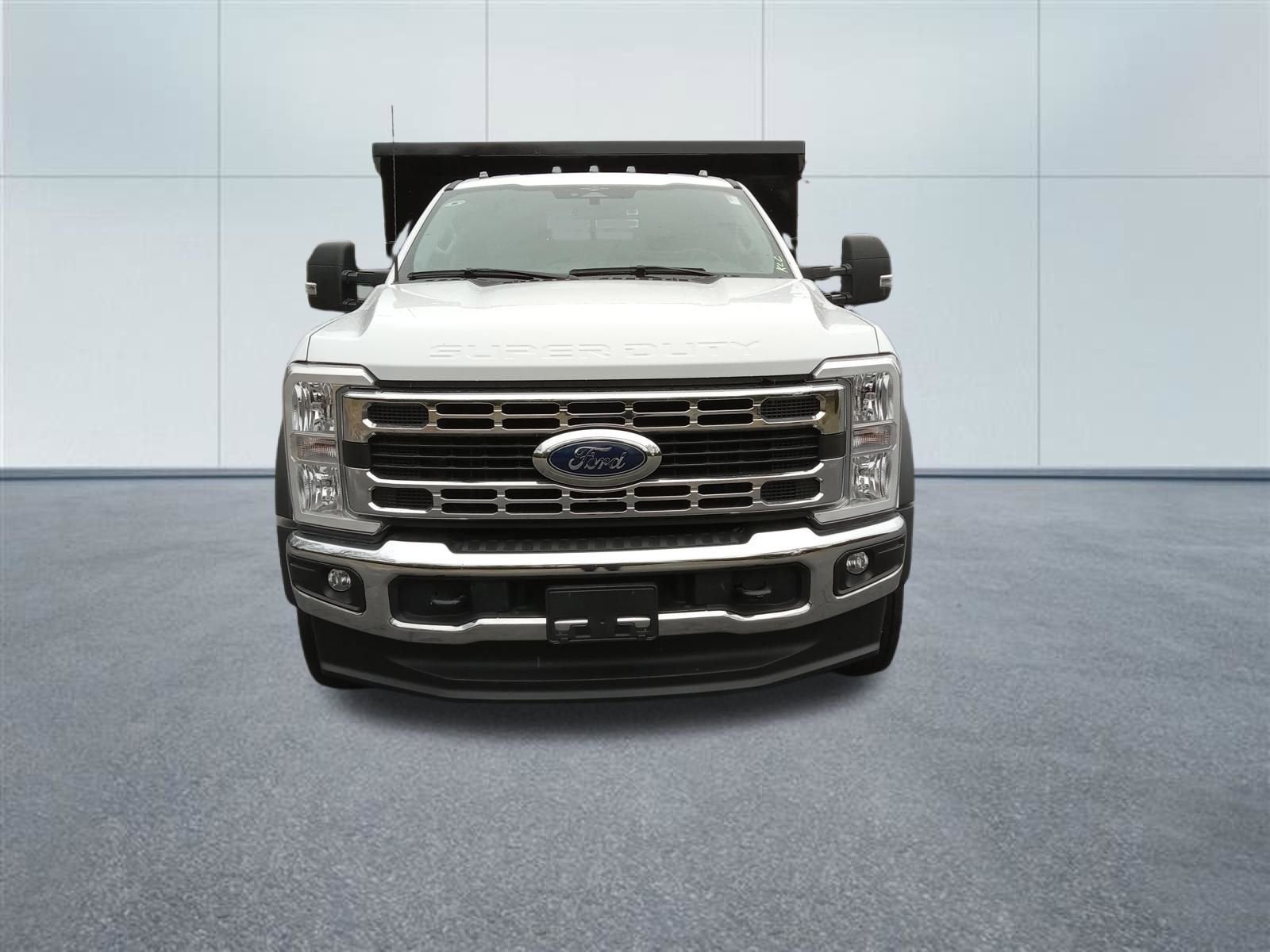 2023 Ford Super Duty F-550 DRW XL