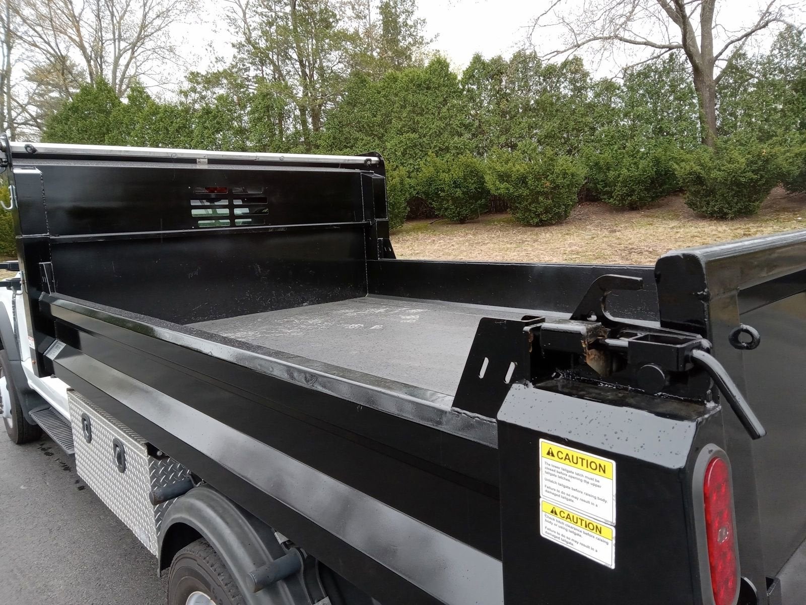 2023 Ford Super Duty F-550 DRW XL