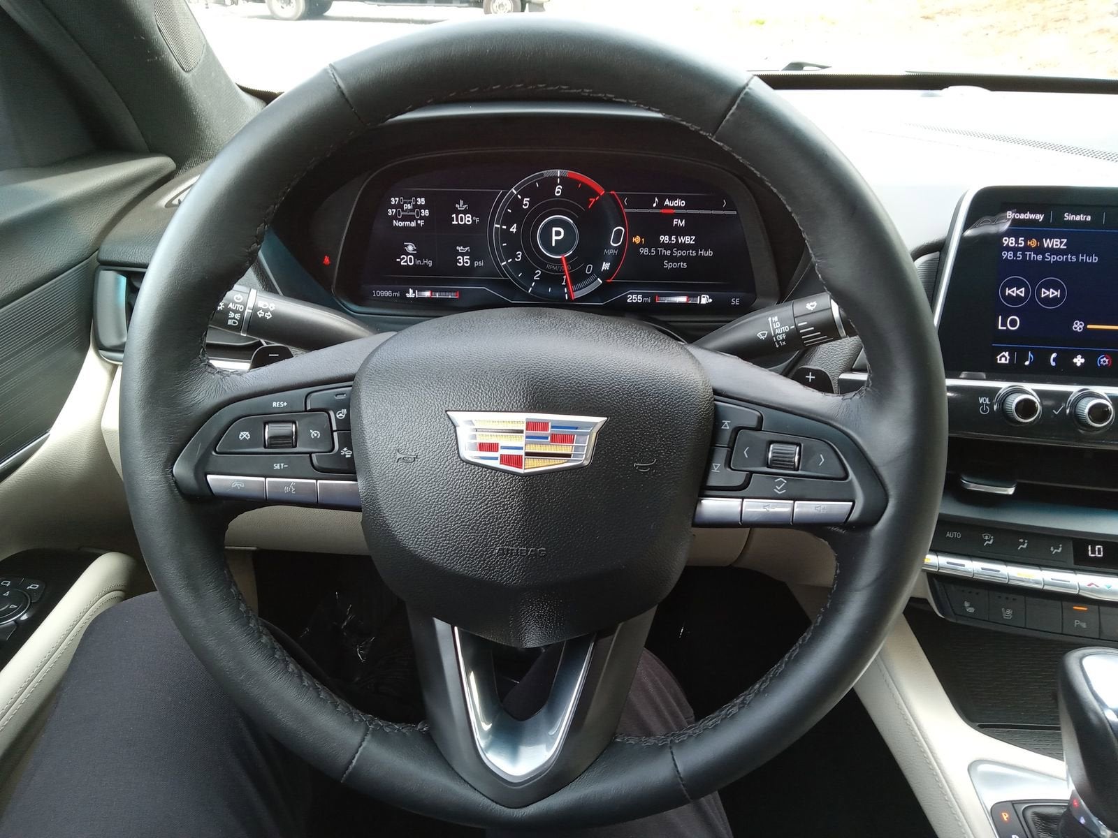 2023 Cadillac CT4 Premium Luxury