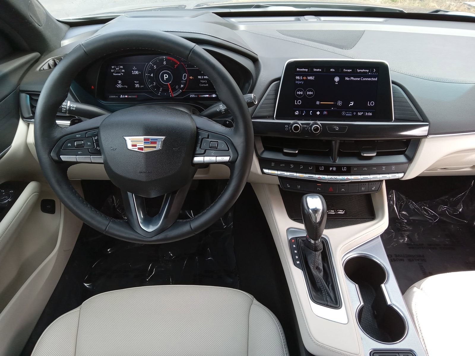2023 Cadillac CT4 Premium Luxury