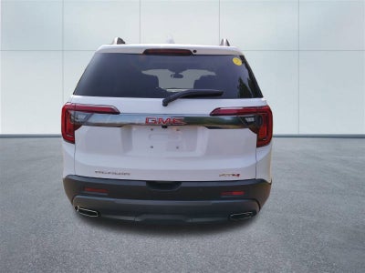 2023 GMC Acadia AT4