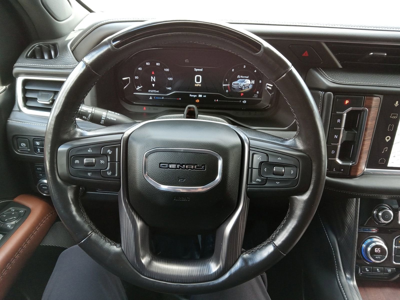 2023 GMC Yukon Denali Ultimate