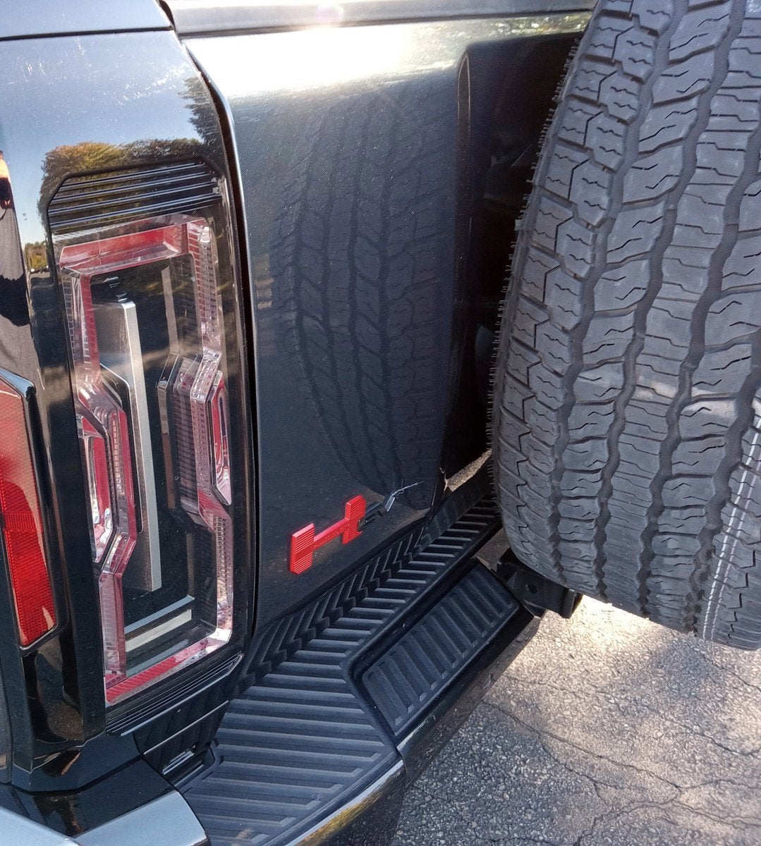 2025 GMC HUMMER EV SUV 2X