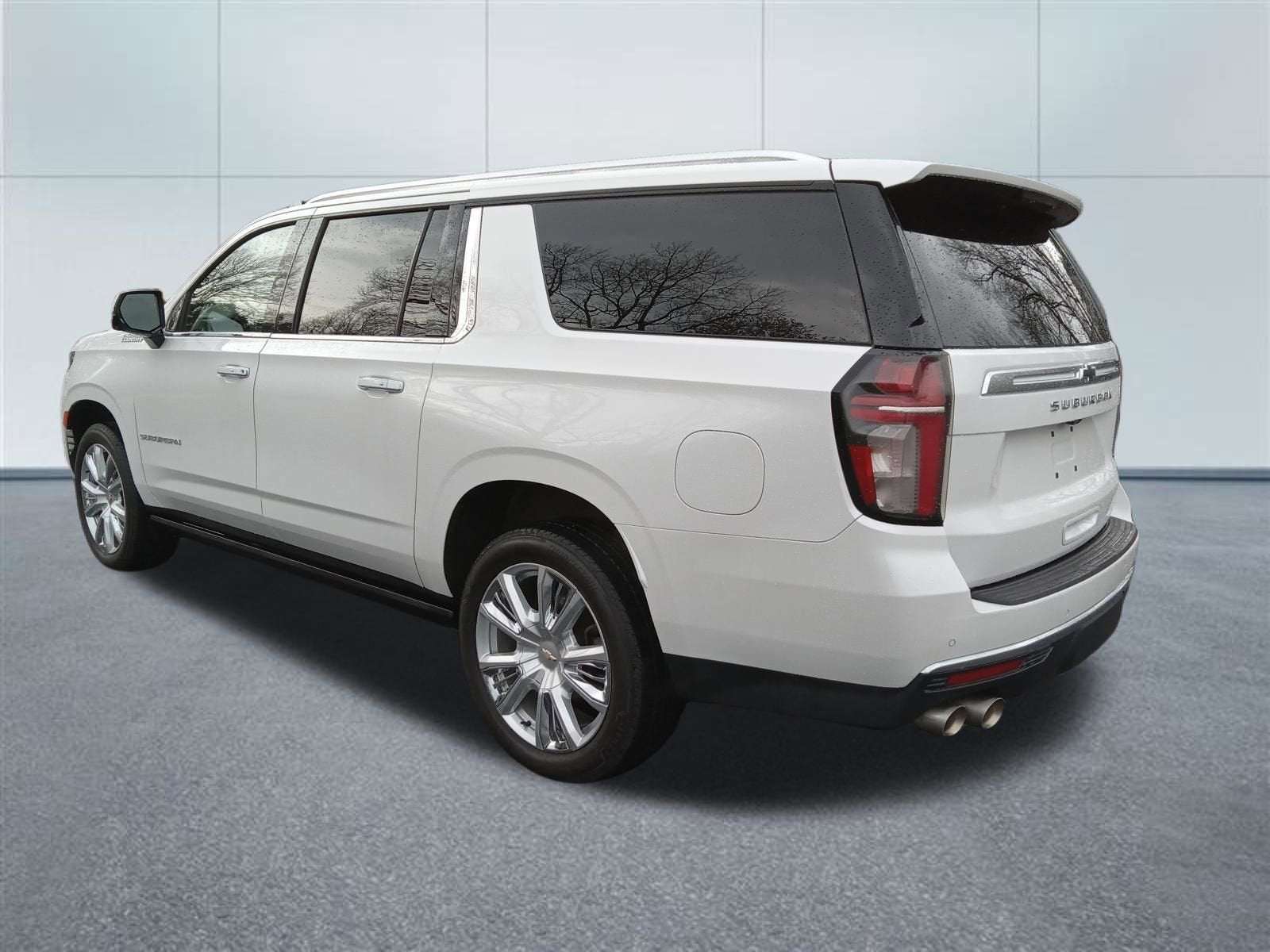 2021 Chevrolet Suburban High Country