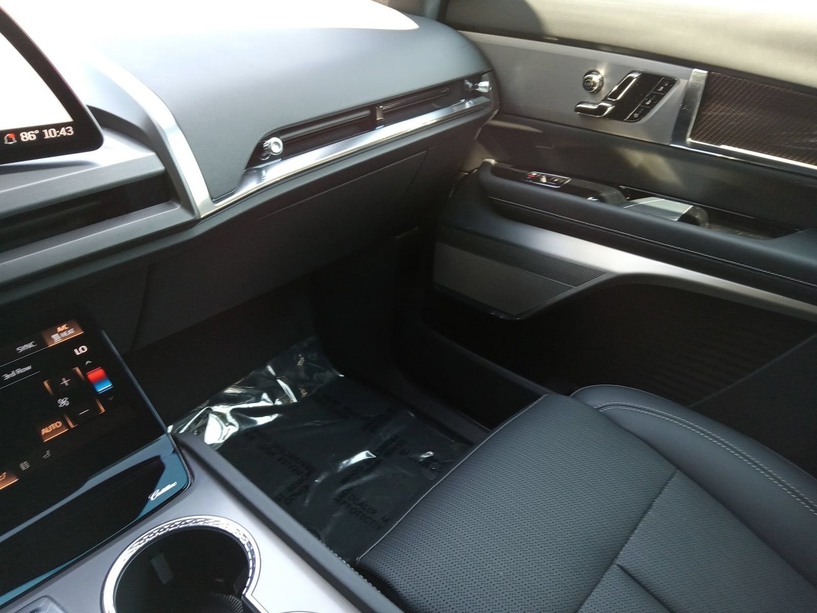 2026 Cadillac VISTIQ Luxury
