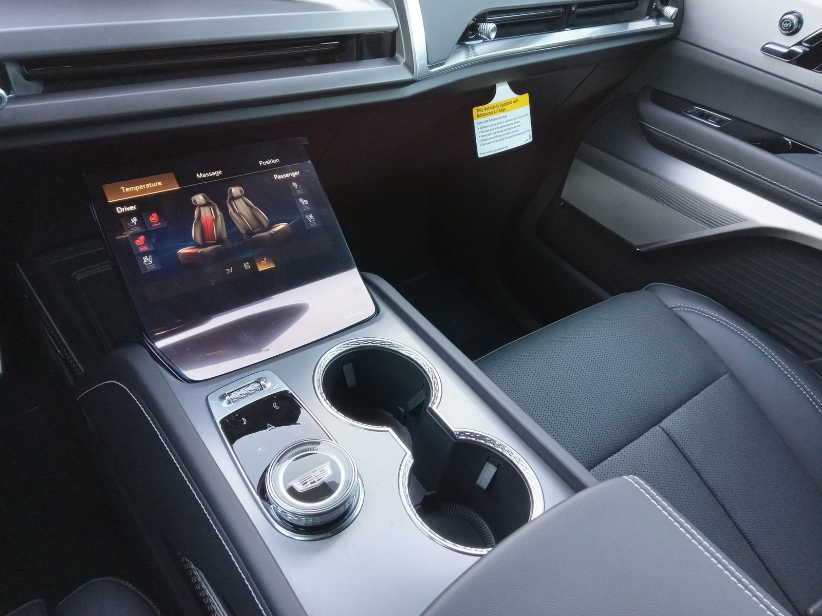 2026 Cadillac VISTIQ Luxury