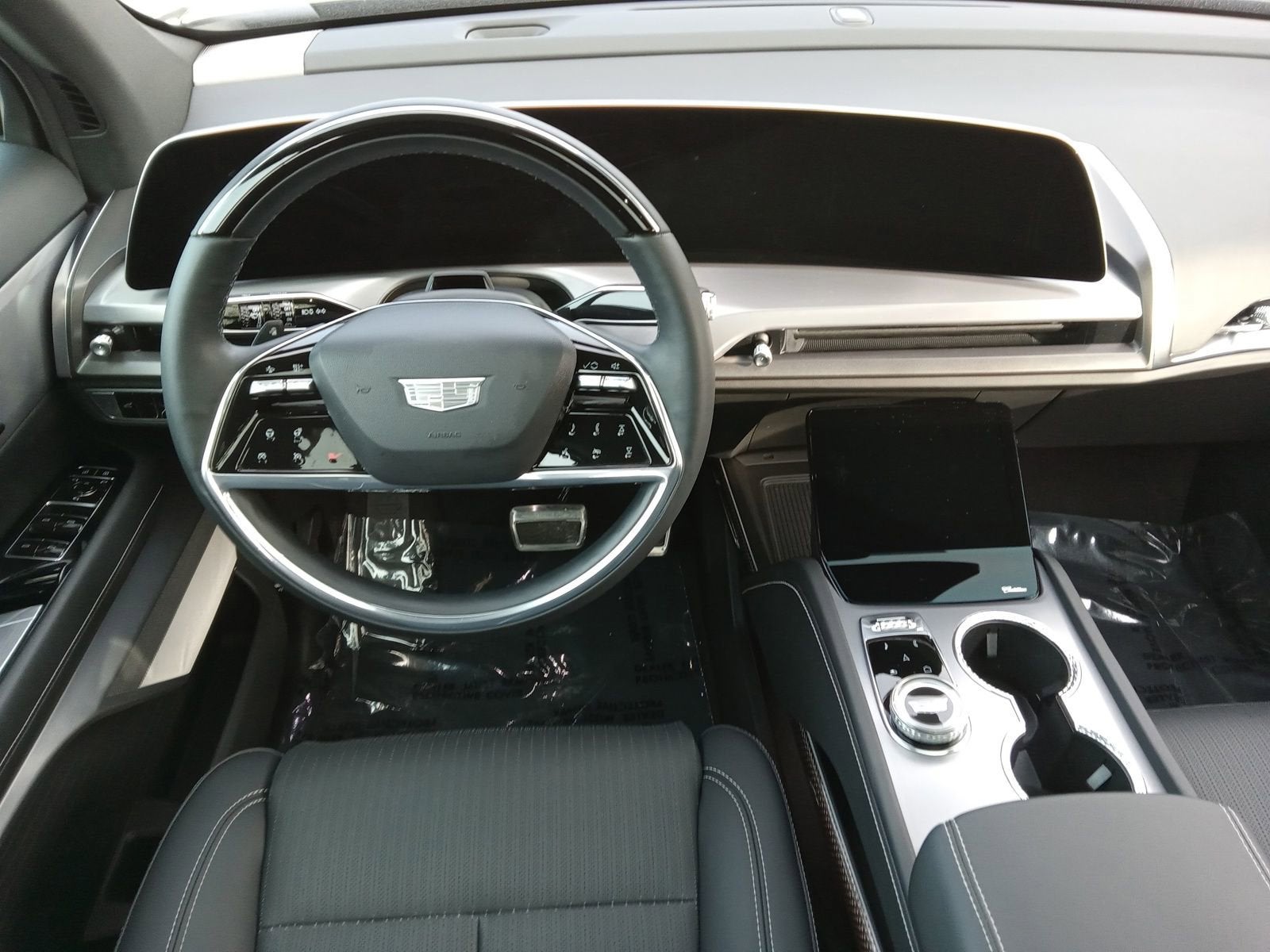 2026 Cadillac VISTIQ Luxury