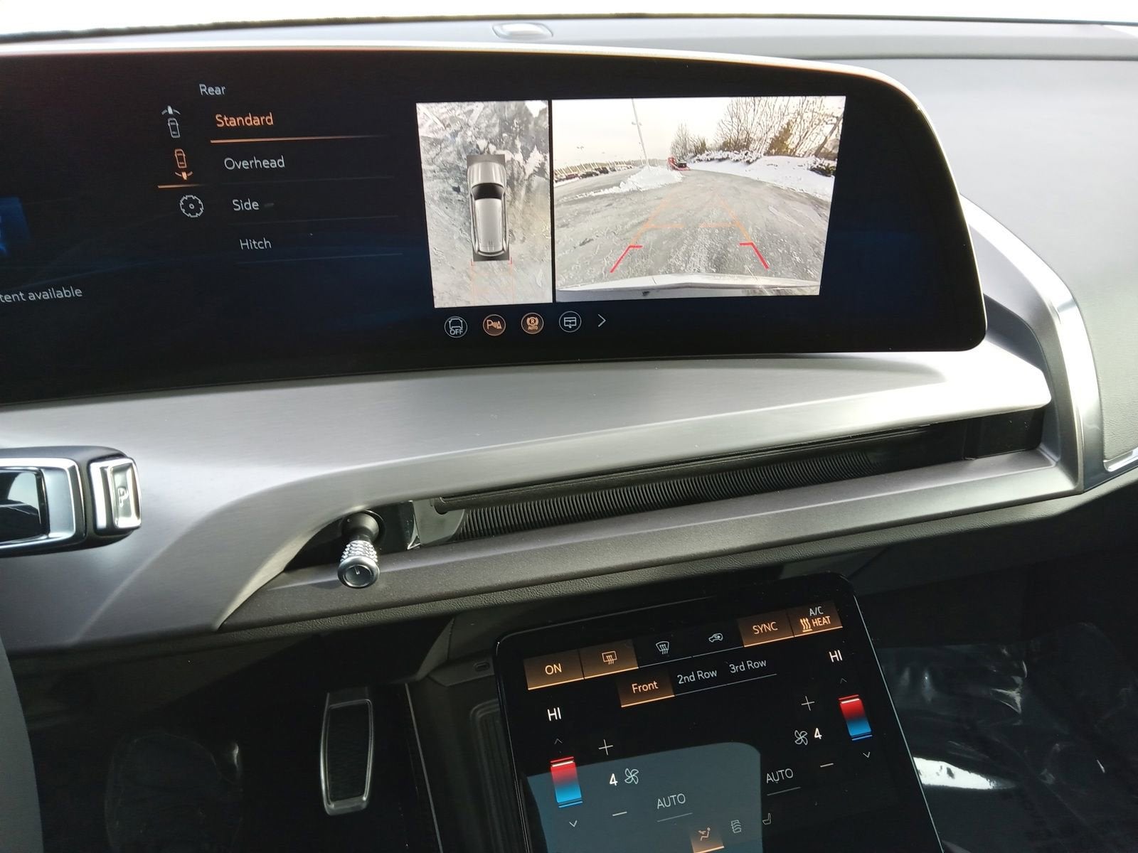 2026 Cadillac VISTIQ Luxury