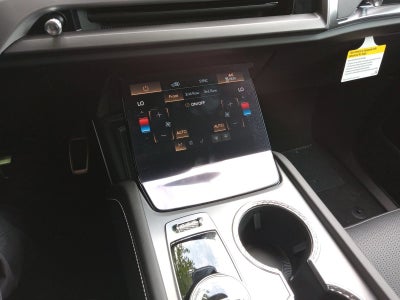 2027 Cadillac VISTIQ Sport