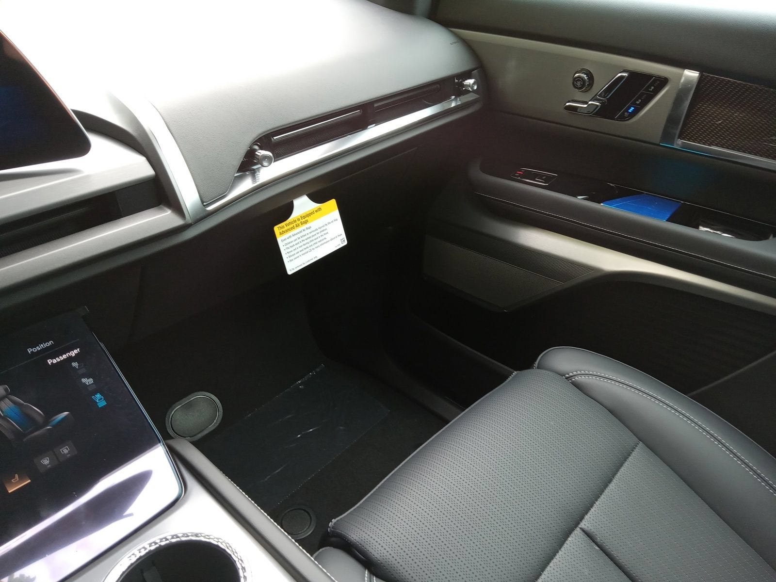2027 Cadillac VISTIQ Sport