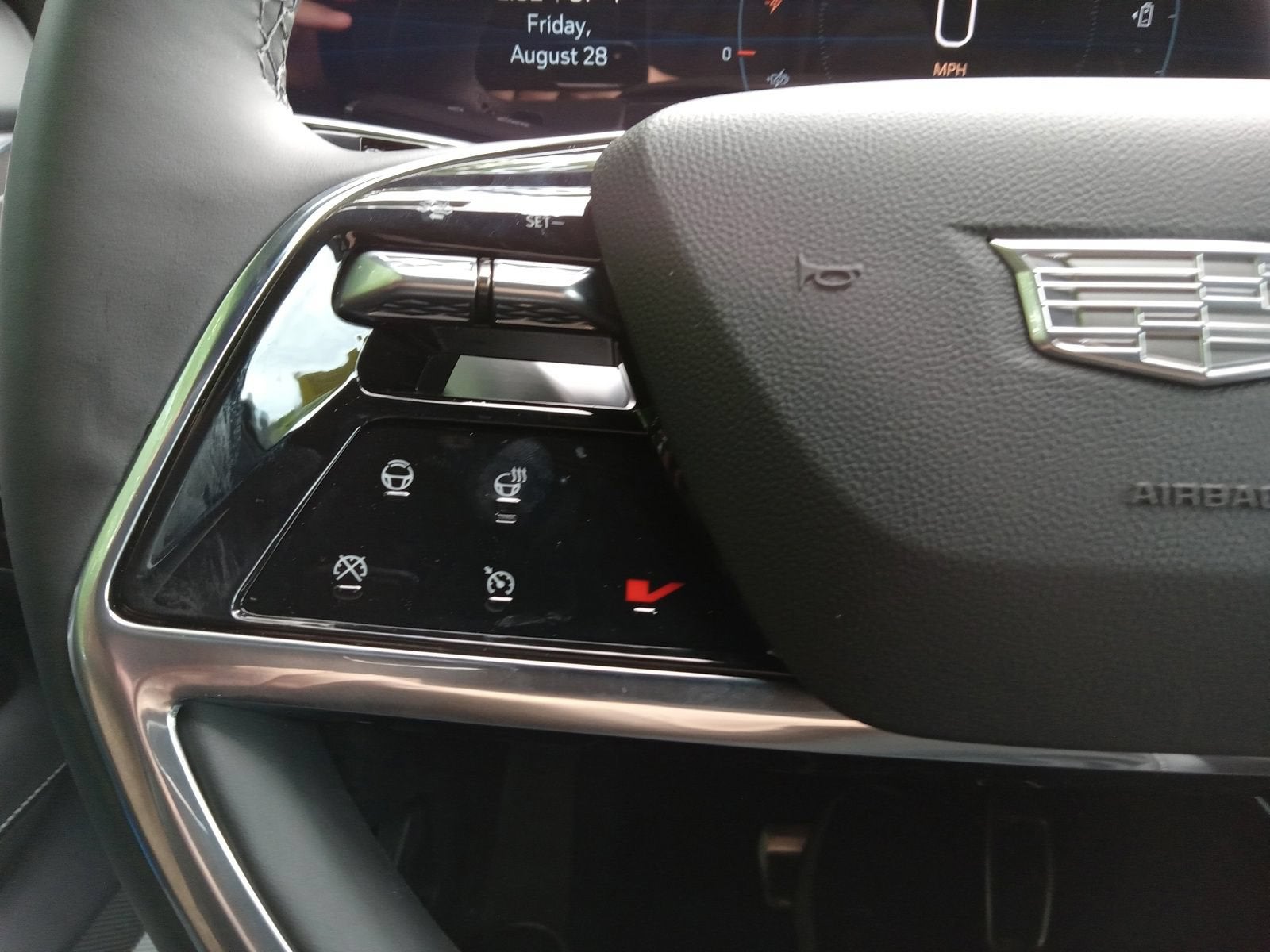 2027 Cadillac VISTIQ Sport