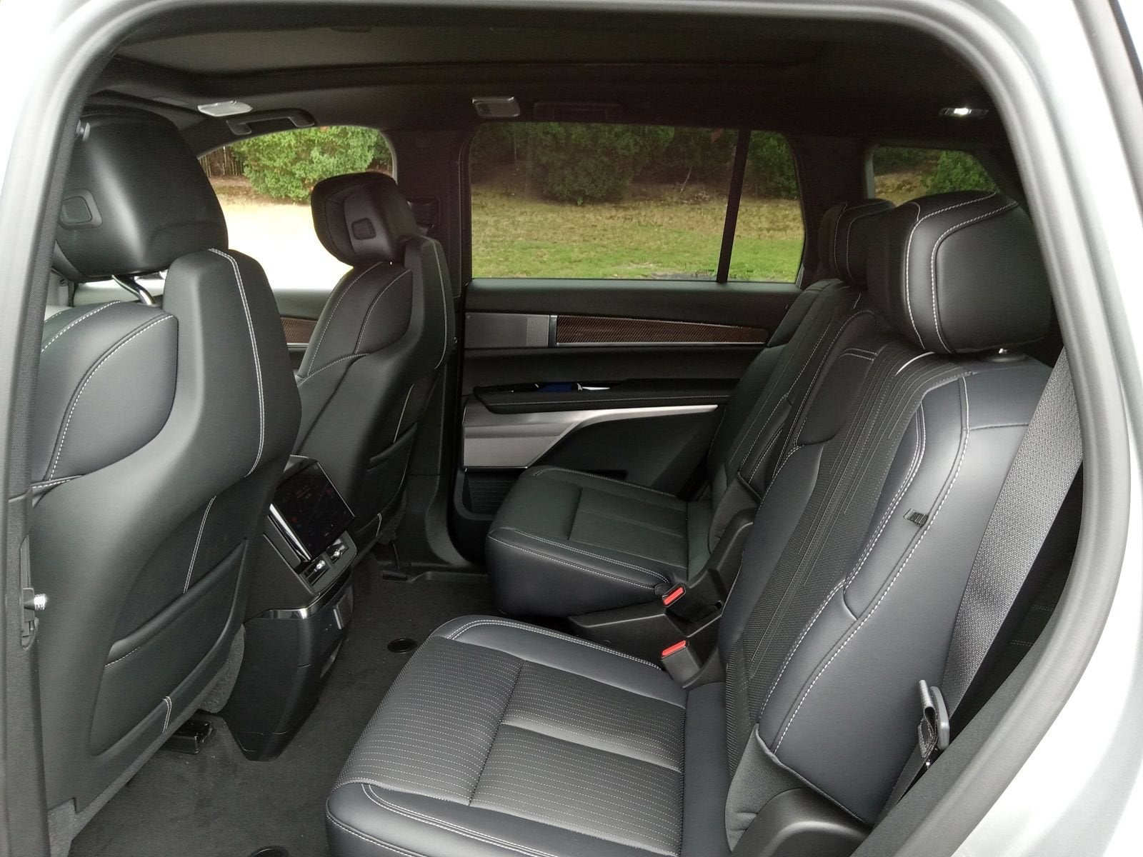 2027 Cadillac VISTIQ Sport