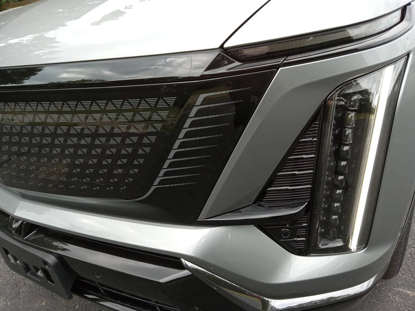 2027 Cadillac VISTIQ Sport