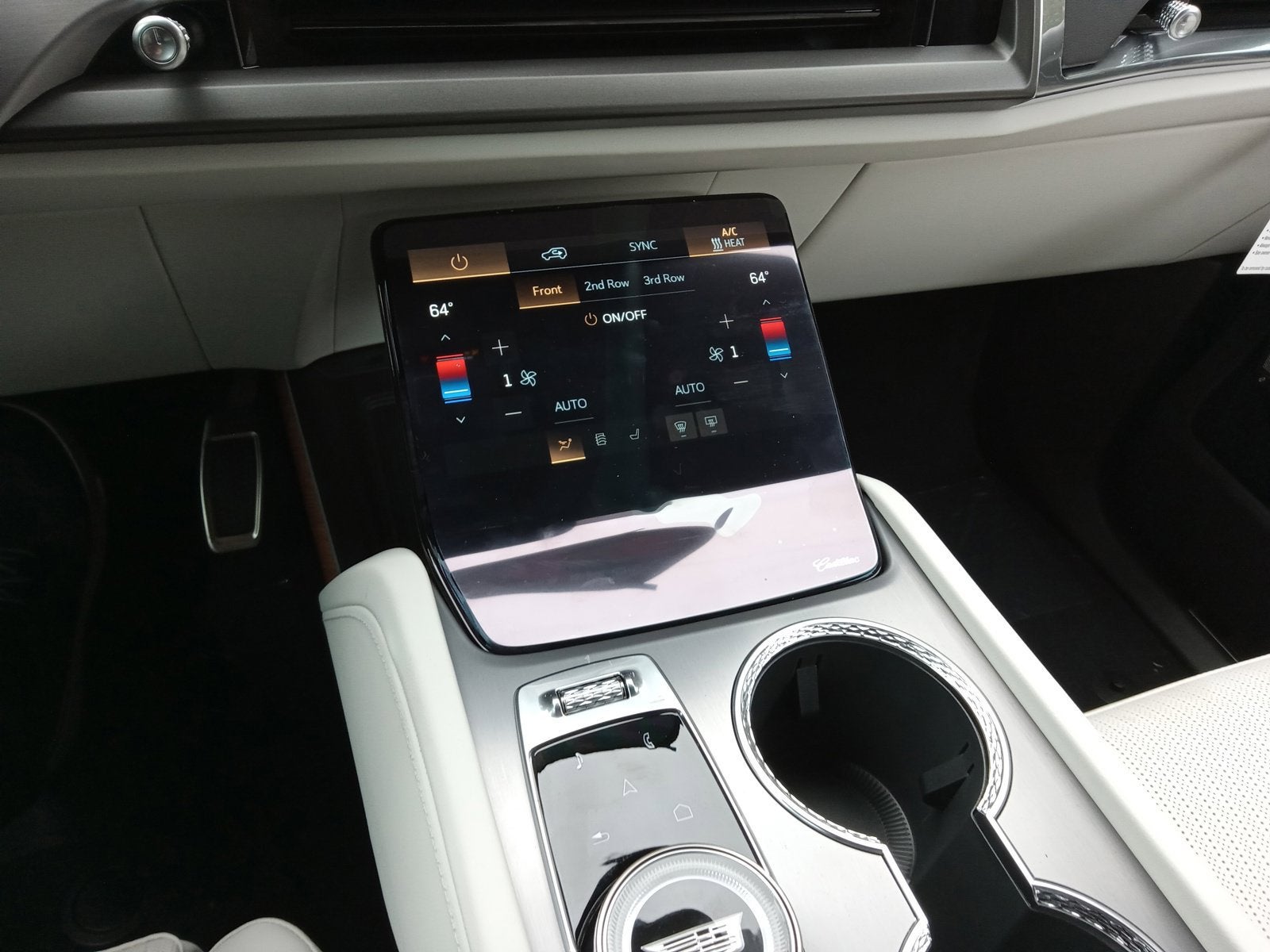 2027 Cadillac VISTIQ Sport