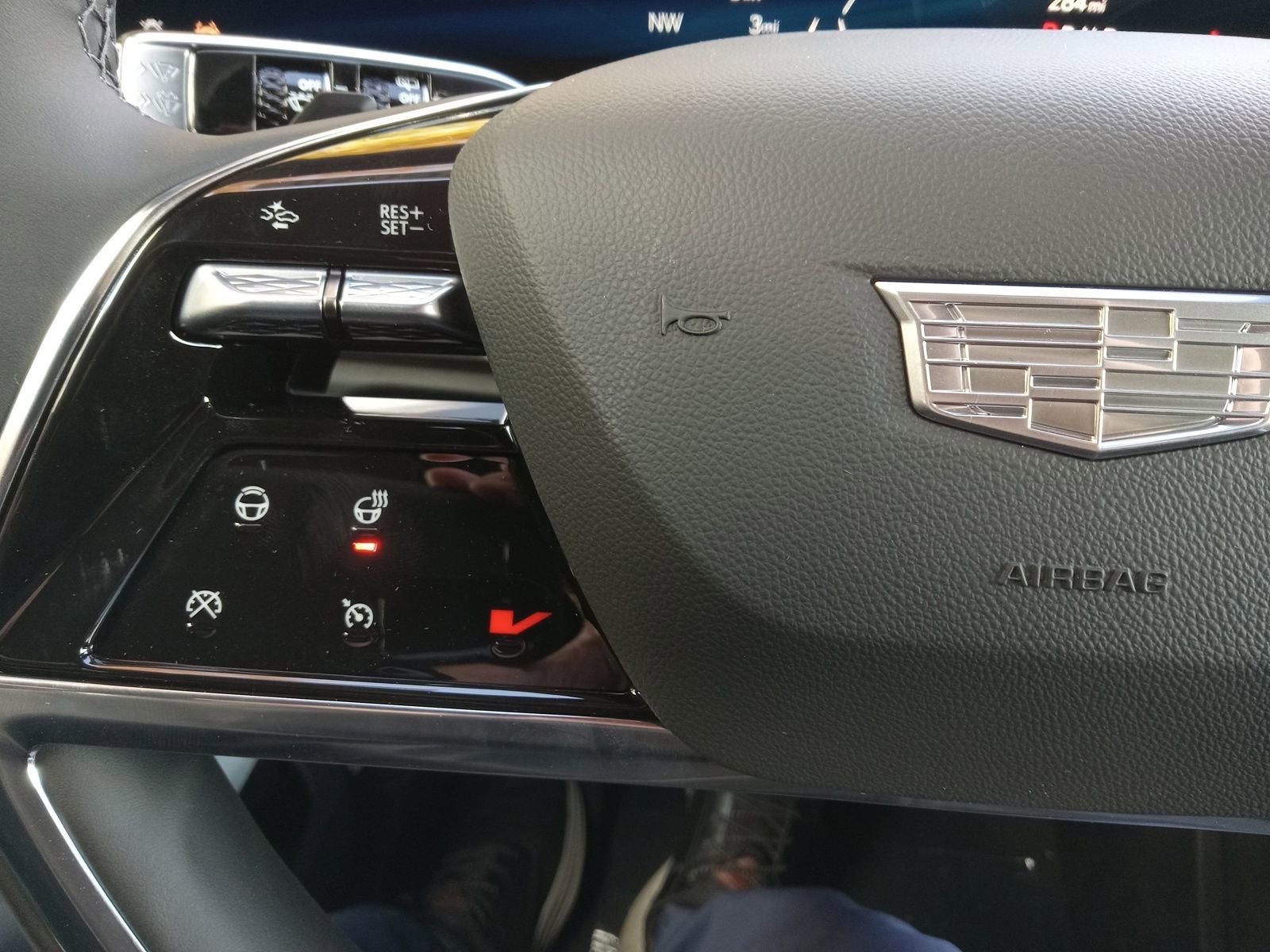 2026 Cadillac VISTIQ Sport