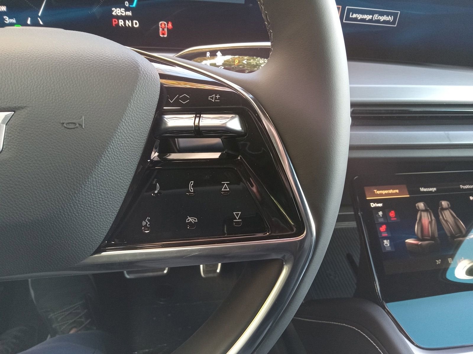 2026 Cadillac VISTIQ Sport