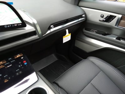 2027 Cadillac VISTIQ Sport