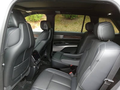 2027 Cadillac VISTIQ Sport