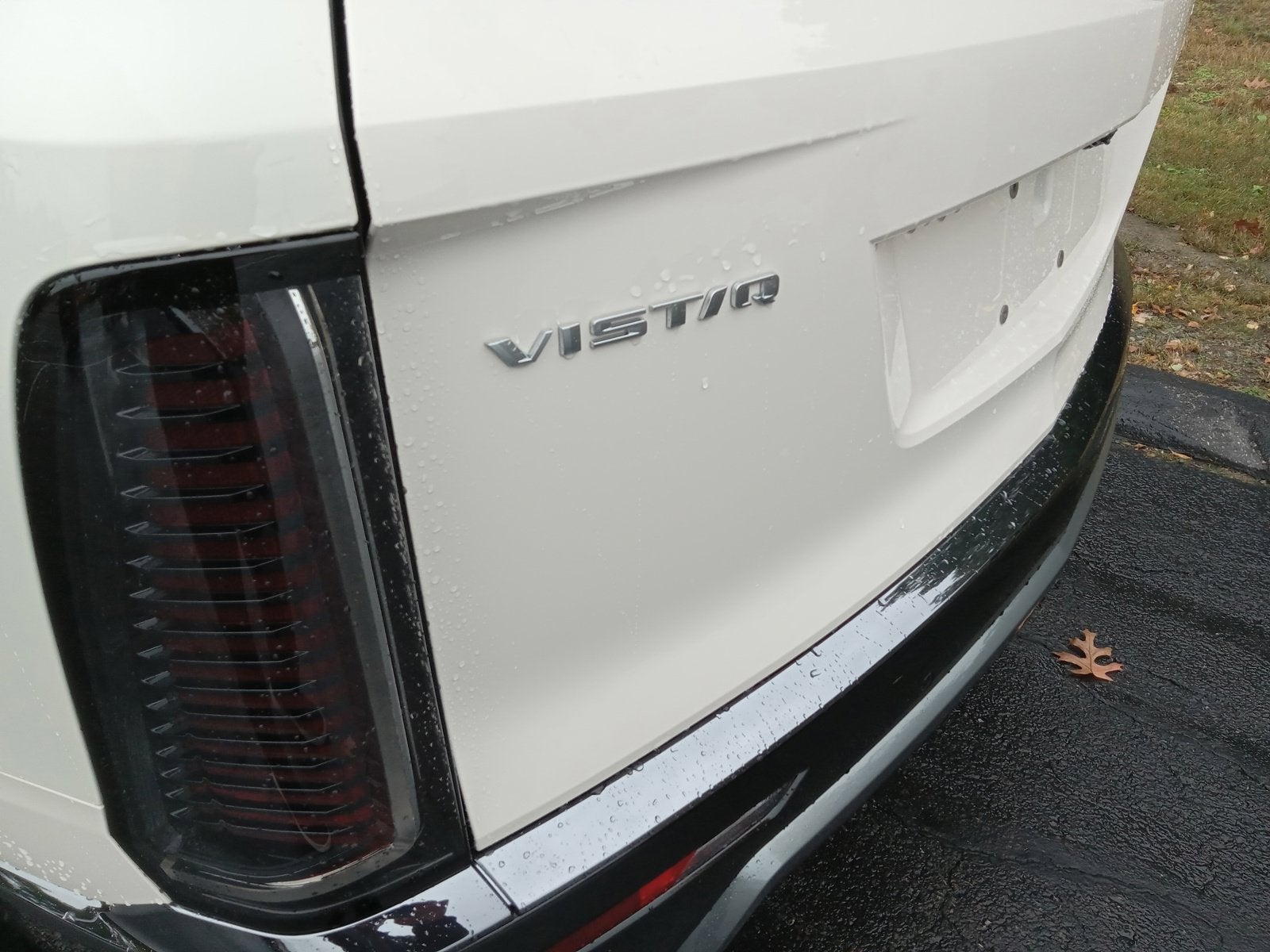 2027 Cadillac VISTIQ Sport