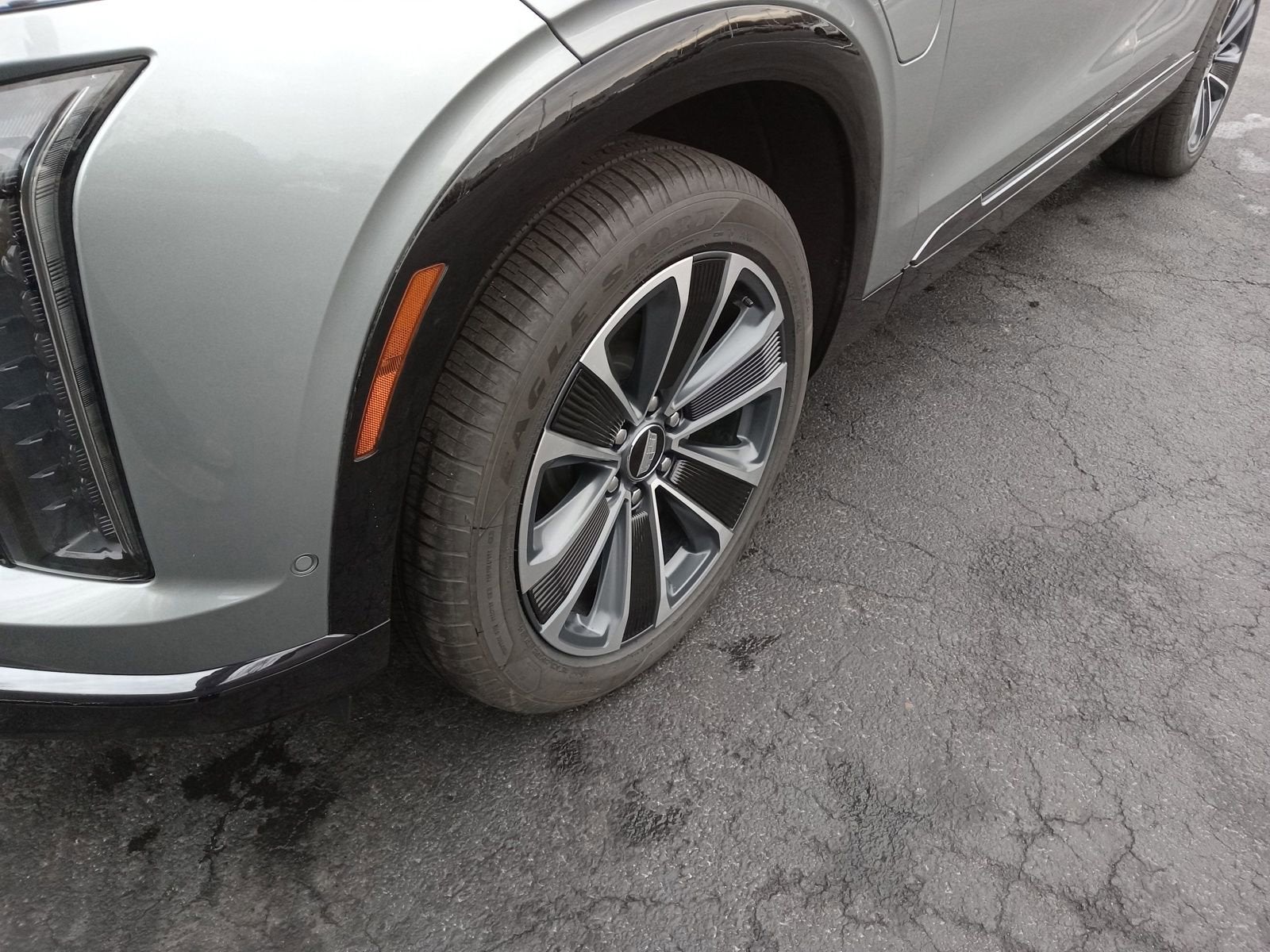 2026 Cadillac VISTIQ Sport