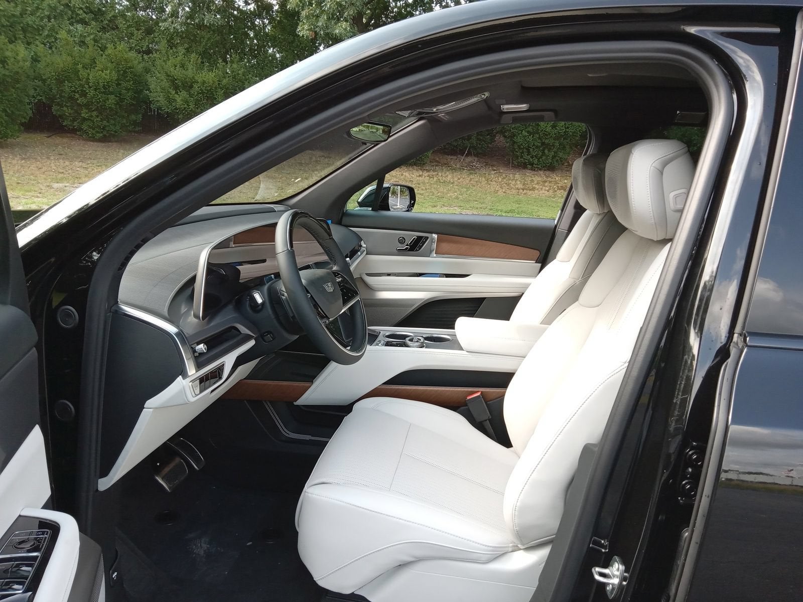 2027 Cadillac VISTIQ Sport