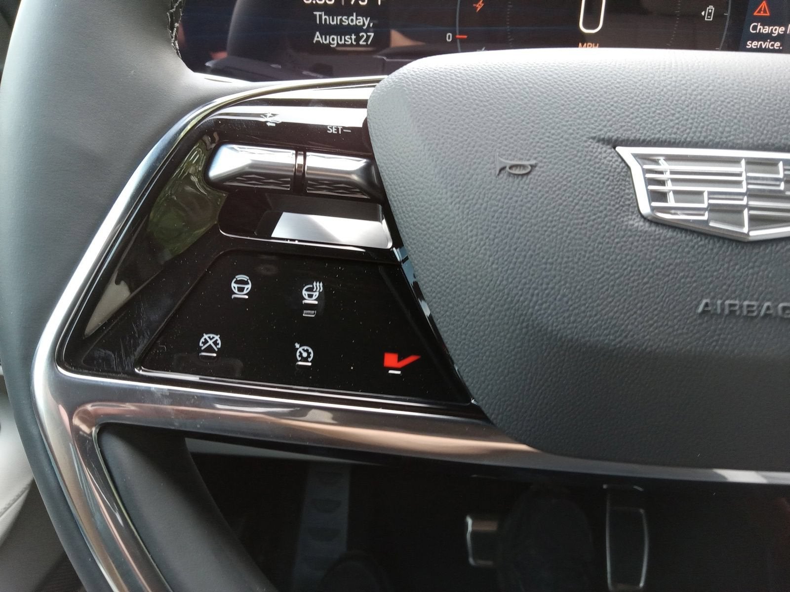 2027 Cadillac VISTIQ Sport