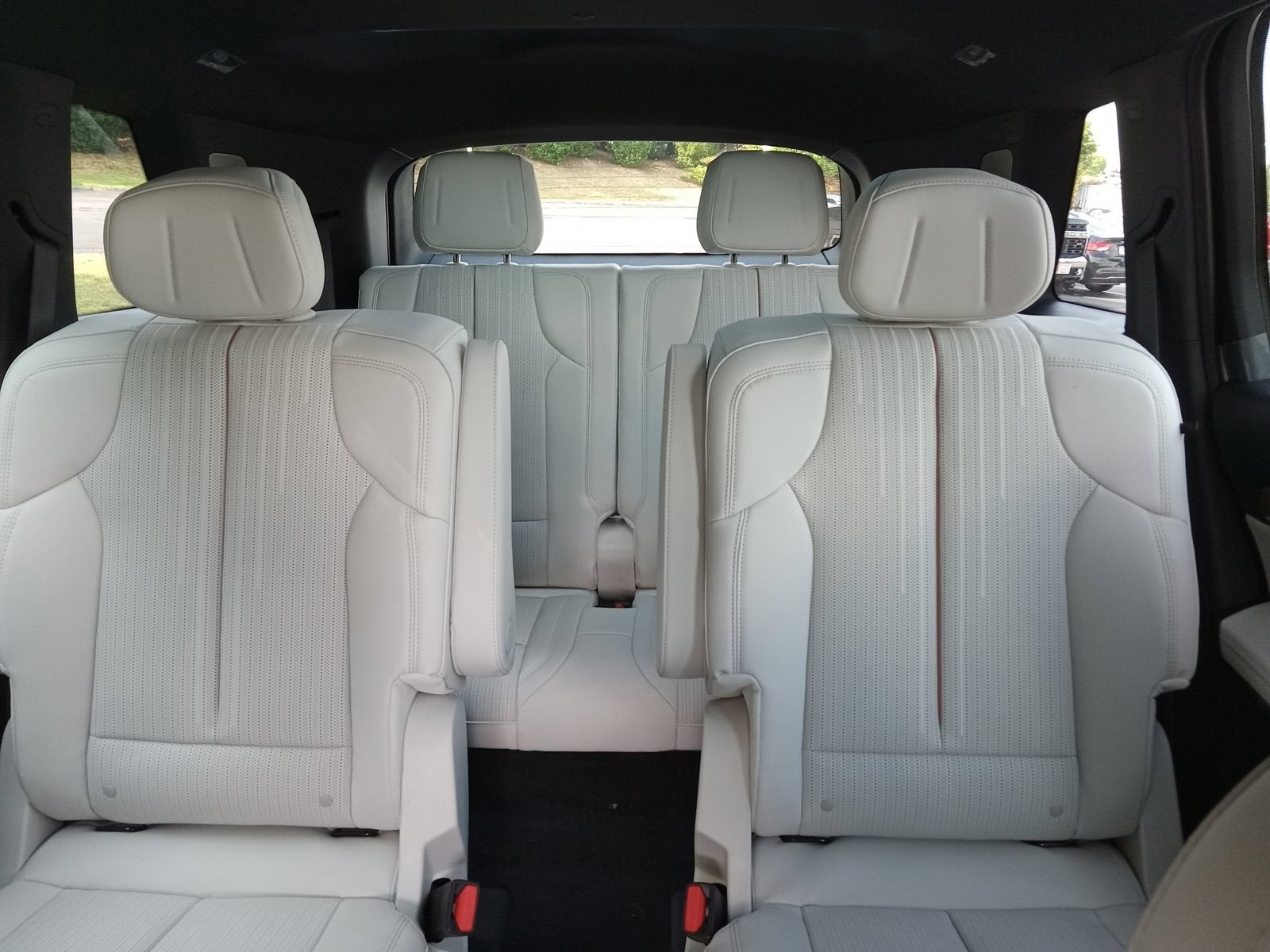 2027 Cadillac VISTIQ Sport