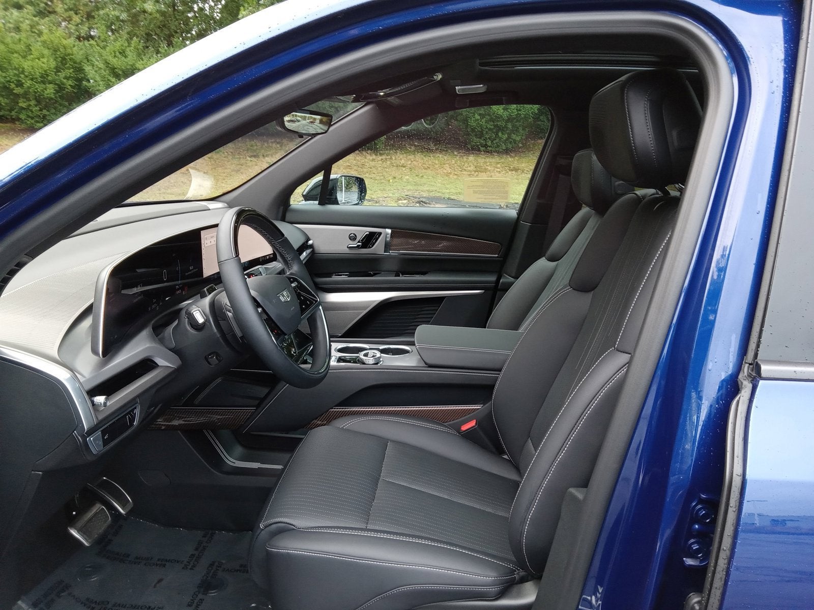 2026 Cadillac VISTIQ Sport