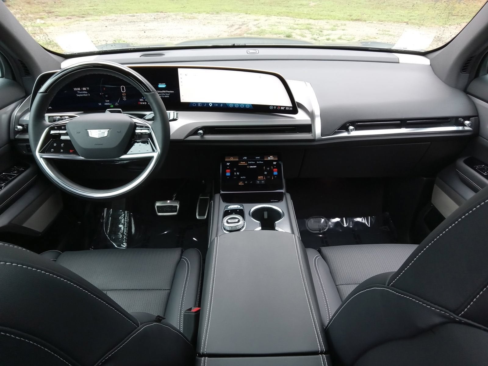 2026 Cadillac VISTIQ Sport