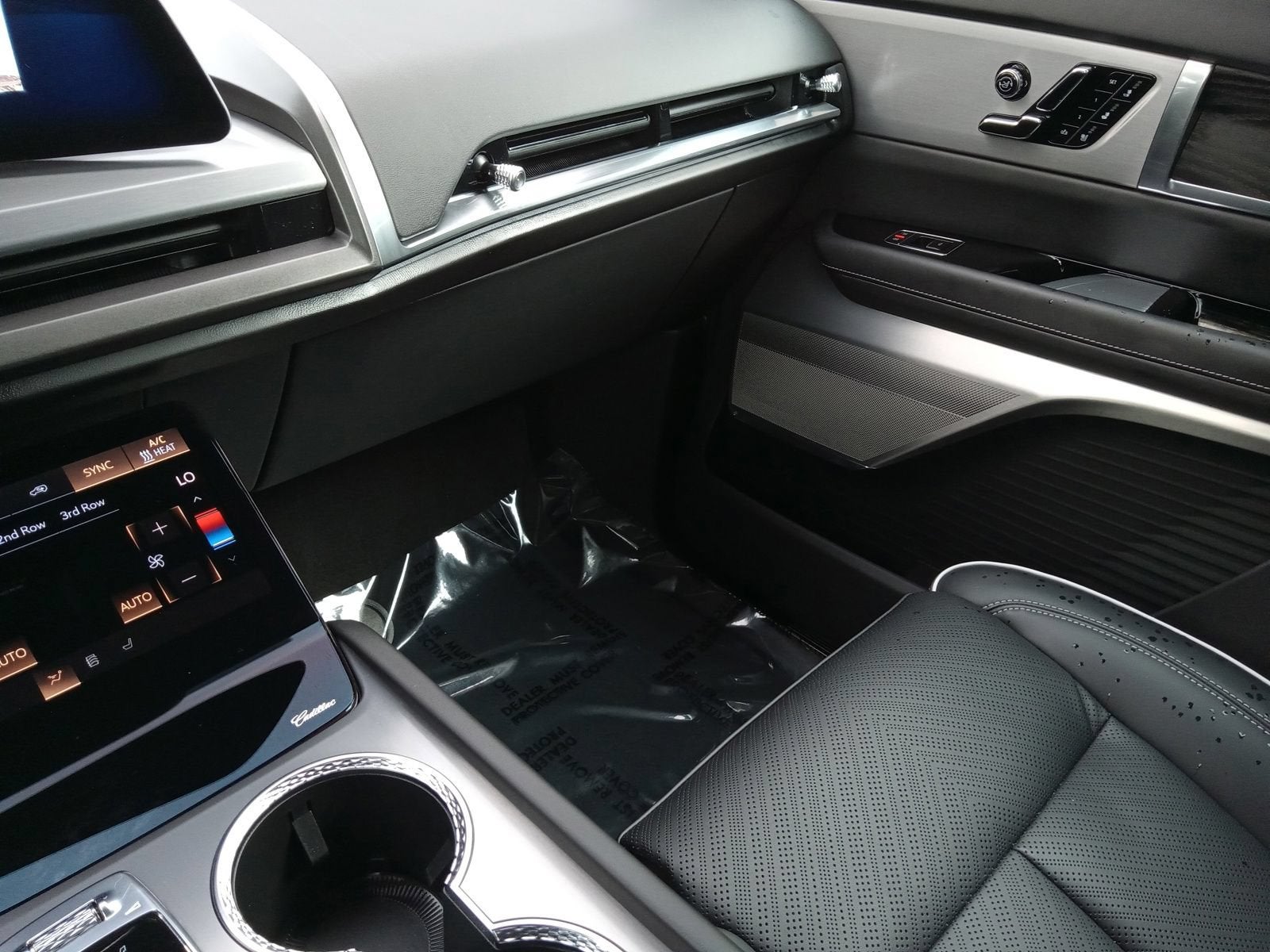 2026 Cadillac VISTIQ Platinum