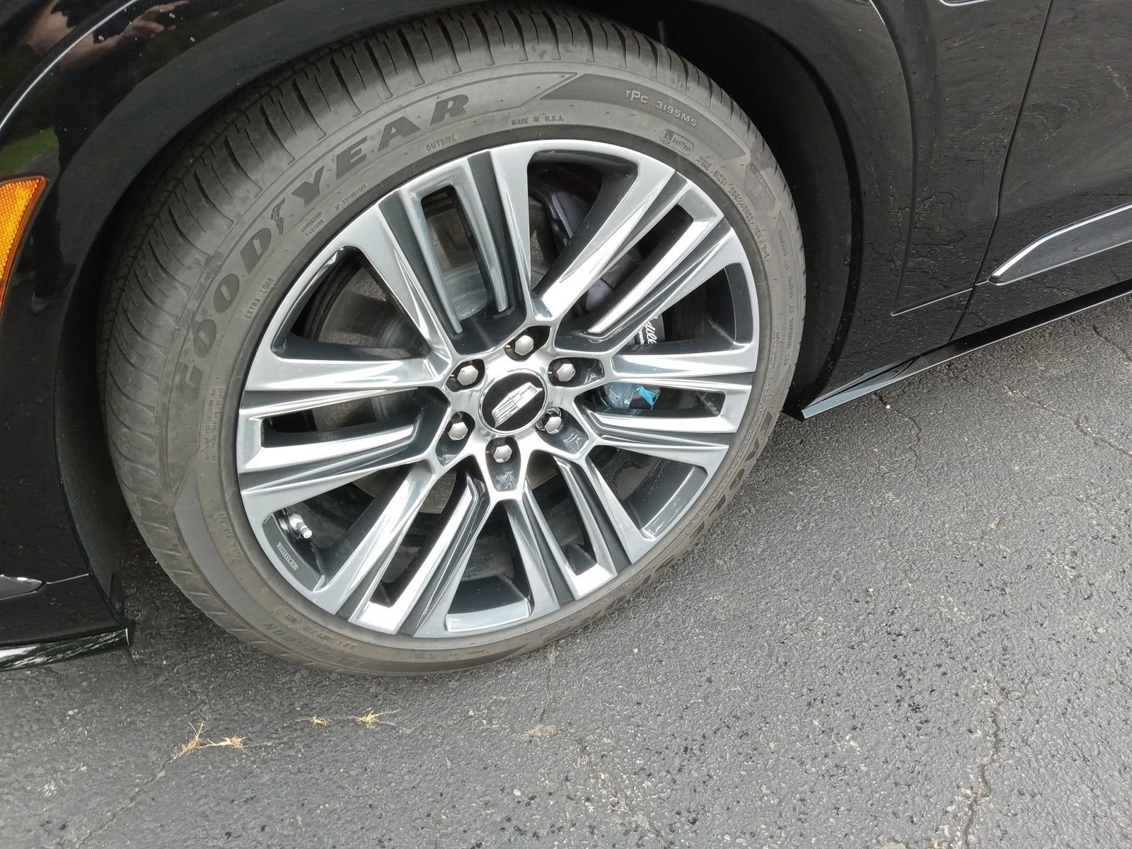 2026 Cadillac VISTIQ Platinum