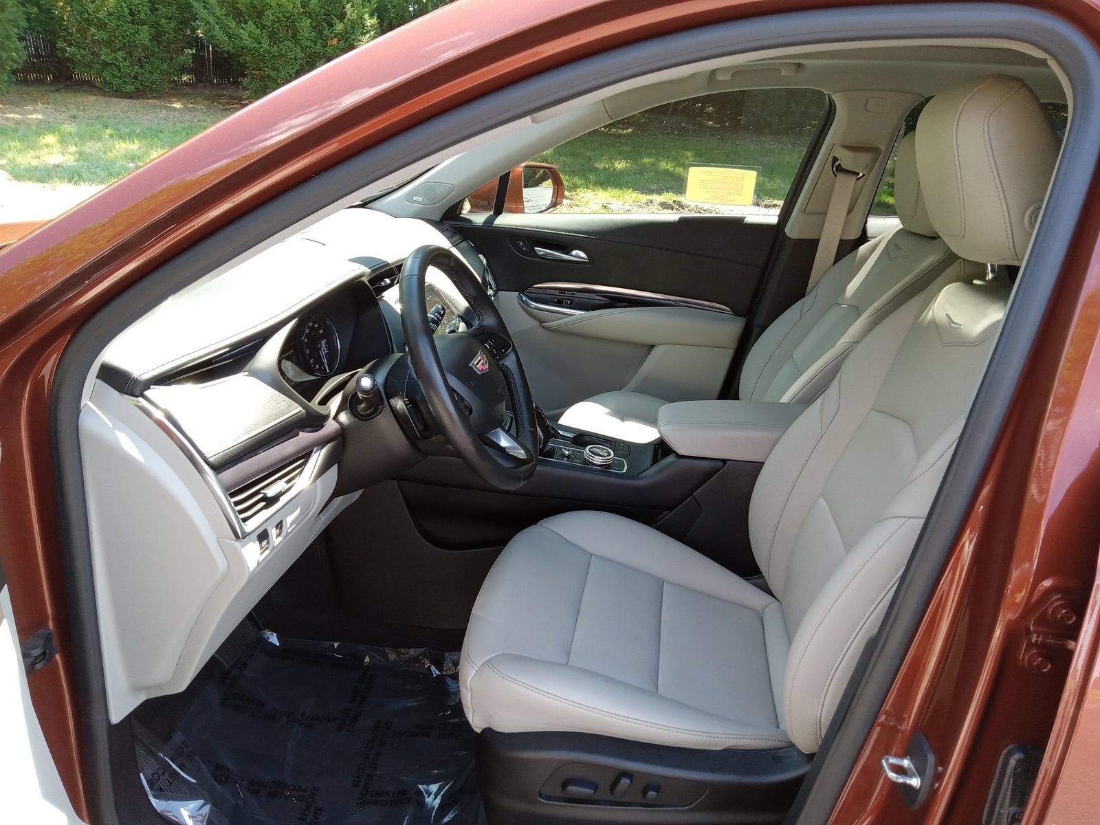 2019 Cadillac XT4 AWD Luxury