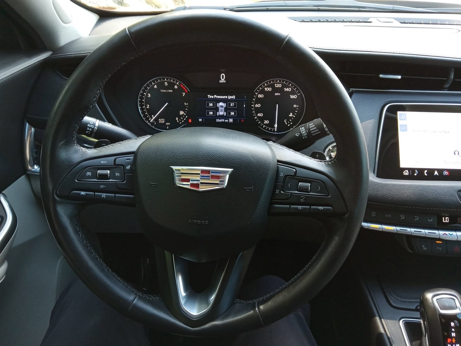 2019 Cadillac XT4 AWD Luxury