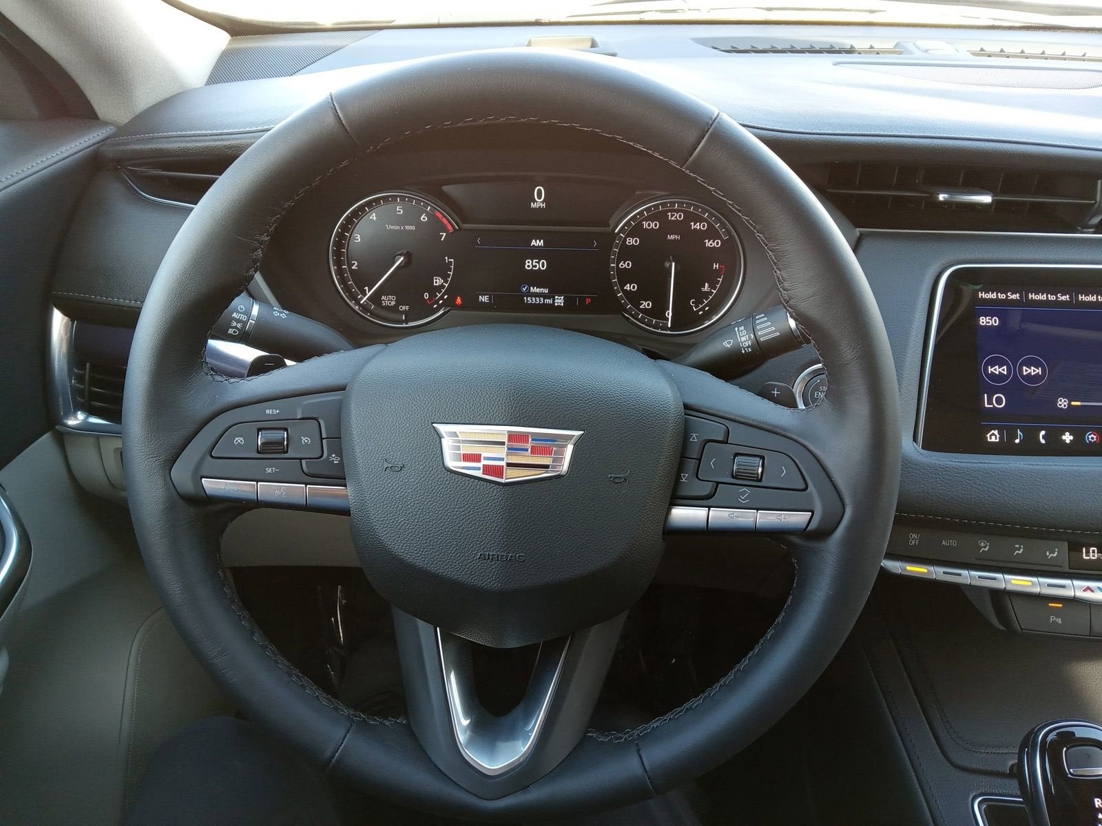 2023 Cadillac XT4 Luxury