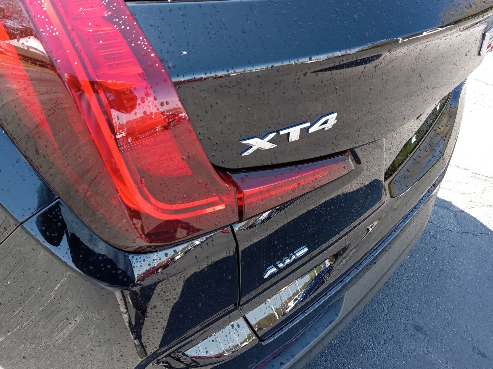 2023 Cadillac XT4 Luxury