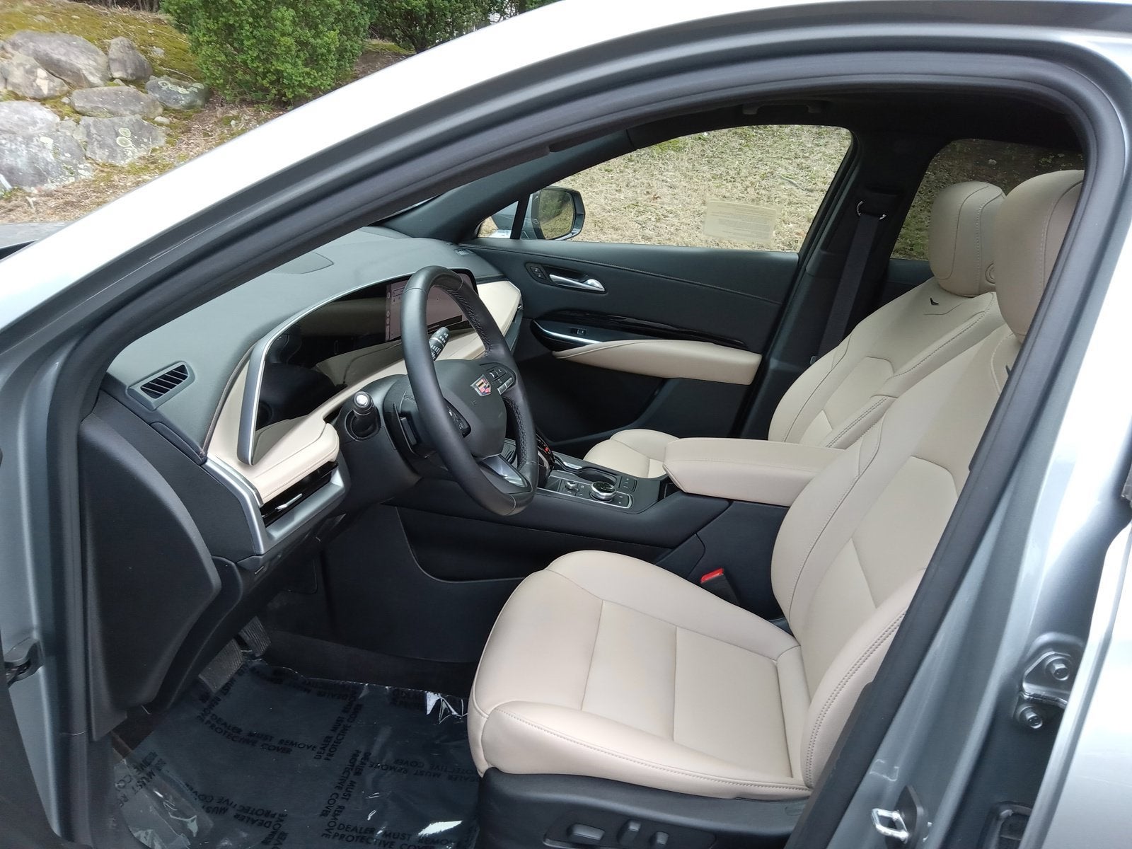 2024 Cadillac XT4 Luxury