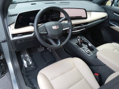 2024 Cadillac XT4 Luxury