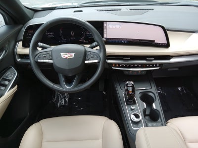 2024 Cadillac XT4 Luxury