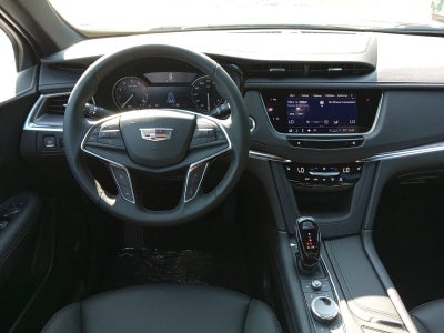 2026 Cadillac XT5 Luxury