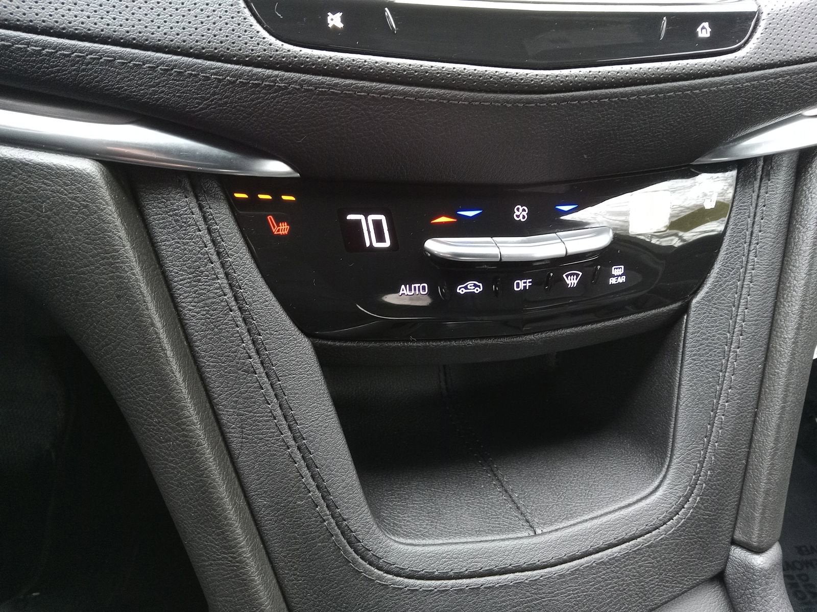 2023 Cadillac XT5 Luxury