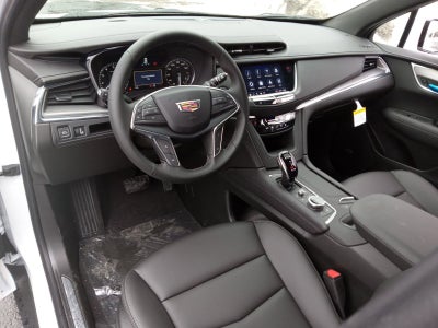 2026 Cadillac XT5 Luxury