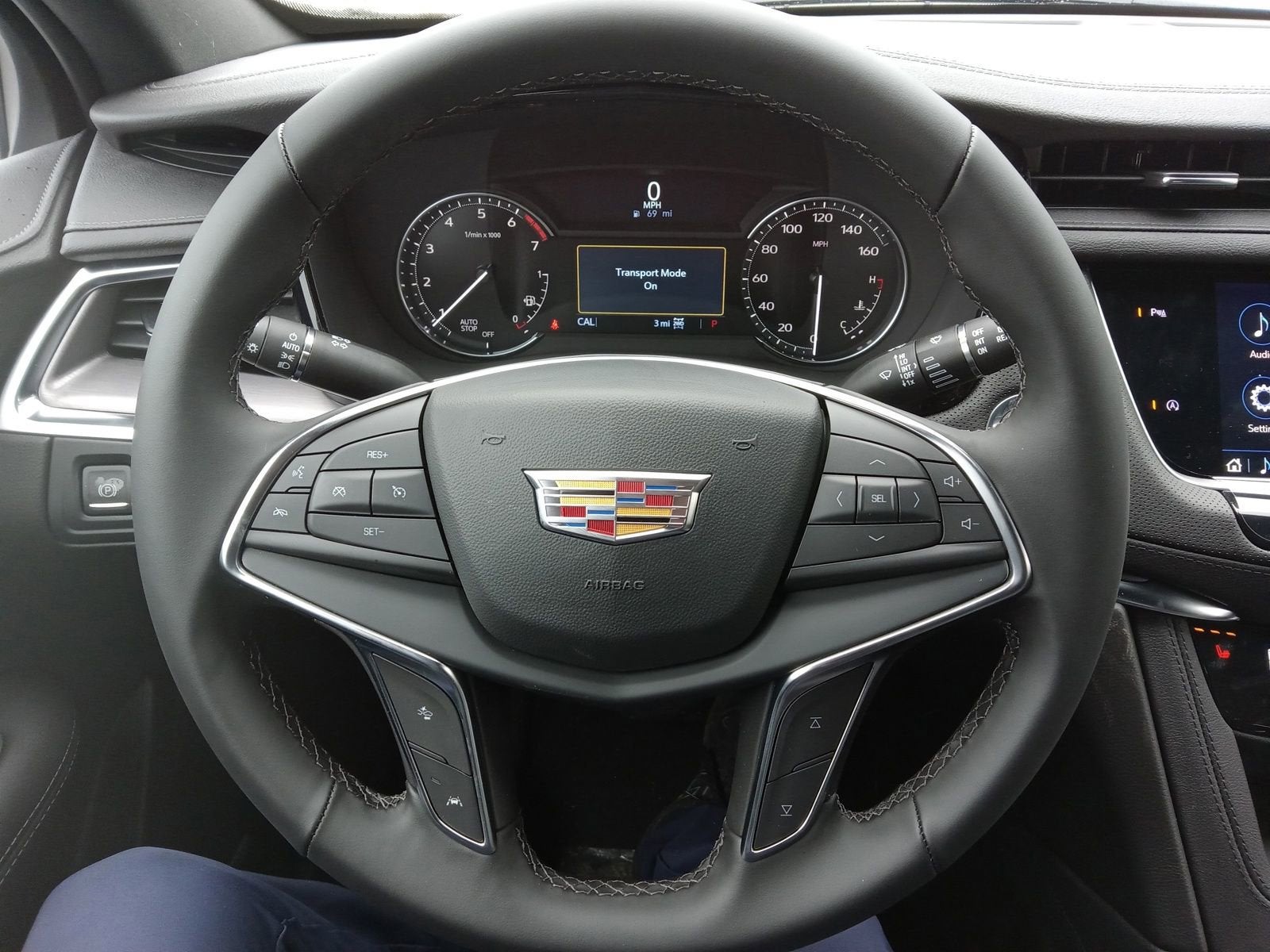 2026 Cadillac XT5 Luxury