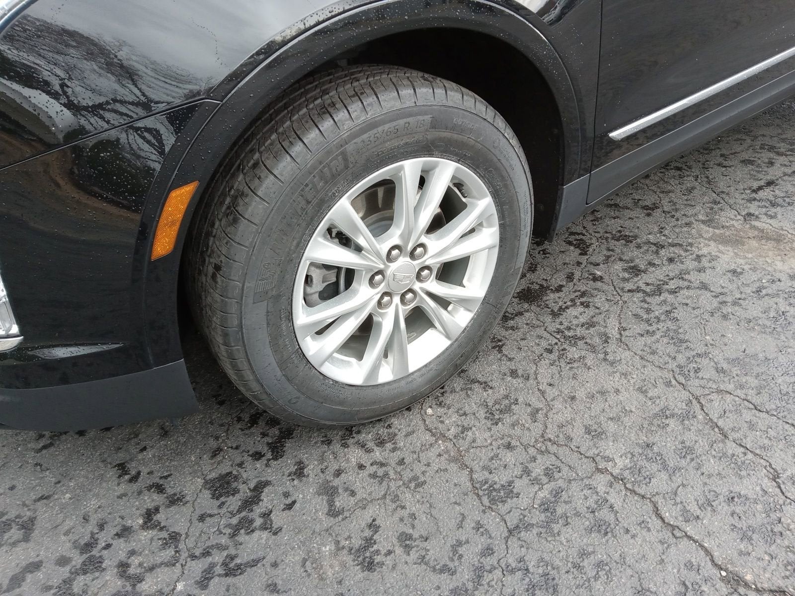 2023 Cadillac XT5 Luxury