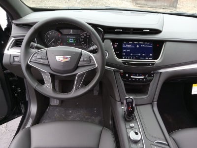 2026 Cadillac XT5 Luxury