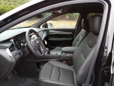 2026 Cadillac XT5 Luxury