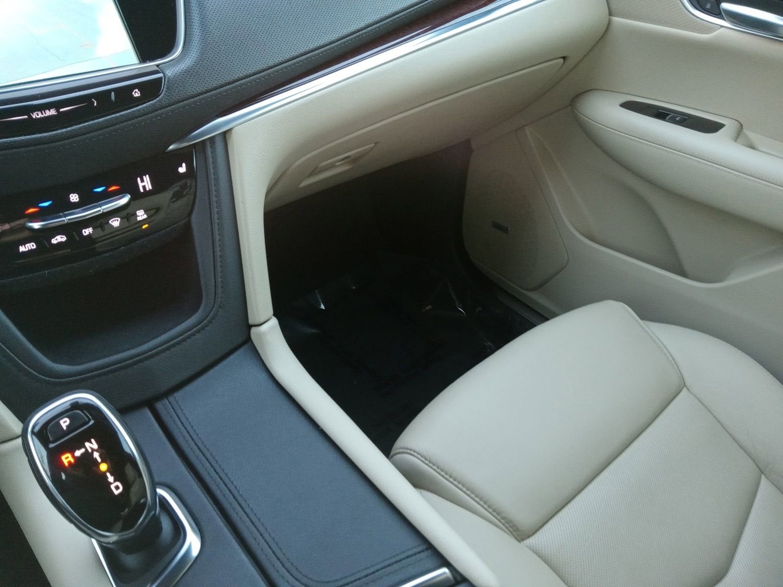 2019 Cadillac XT5 Luxury FWD